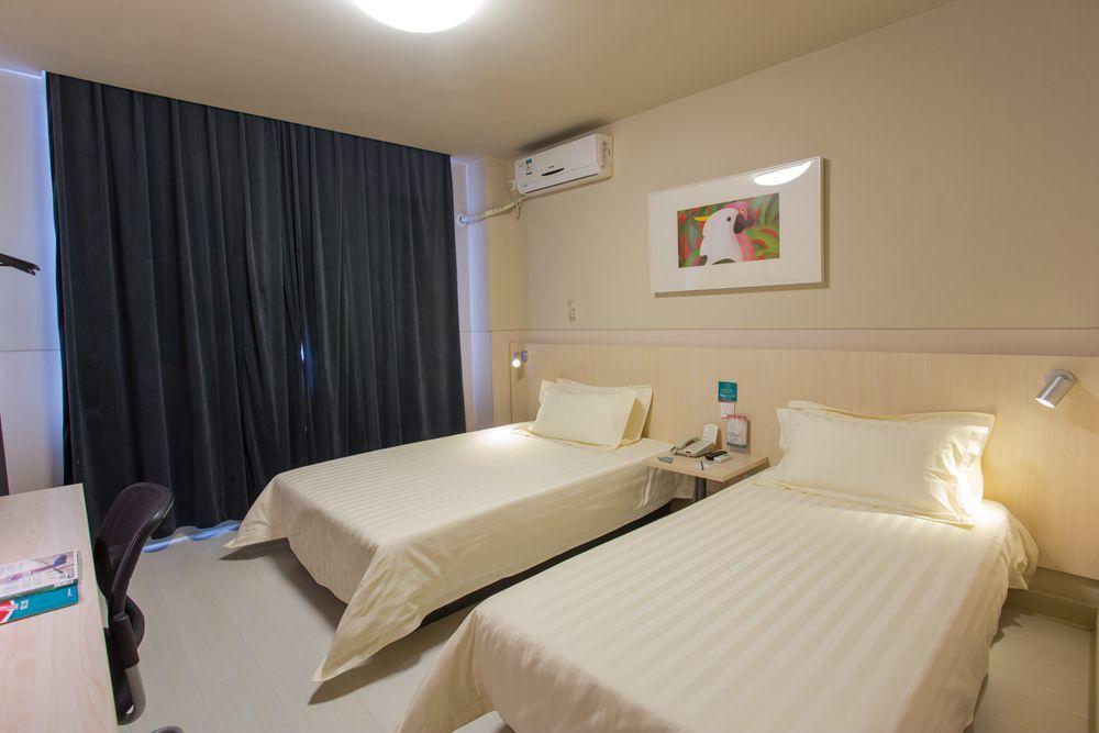 Jinjiang Inn Wanda Plaza Hotel Taiyuan Street Shenyang Exterior photo